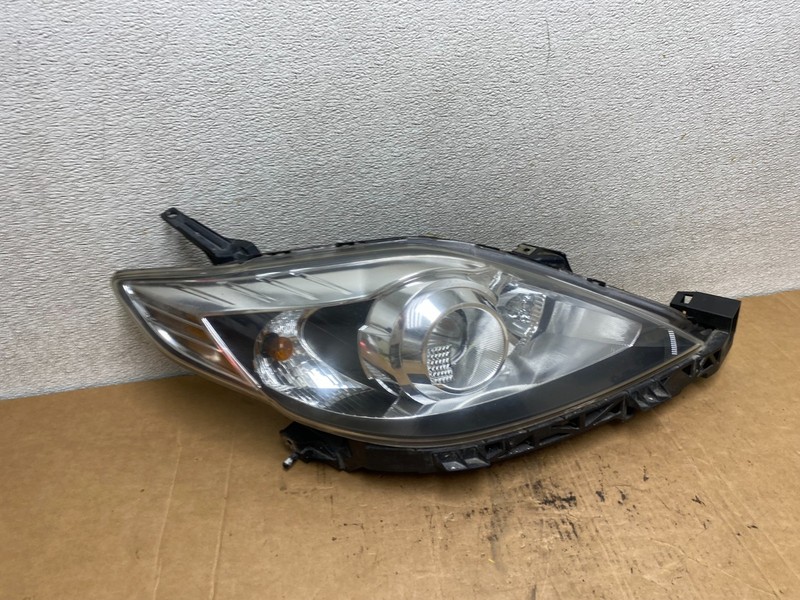 2008 2009 2010 Mazda 5 Right Passenger RH Black Xenon Headlight T2175 DW