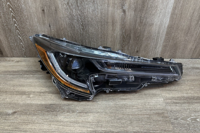 2020-2022 TOYOTA COROLLA RH PASSENGER SIDE HEADLAMP ASSY OEM