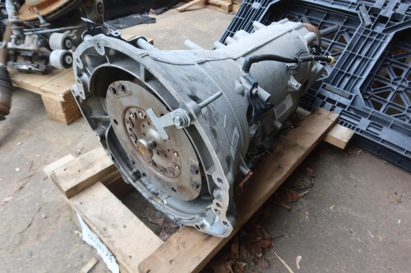 2018-2021 Dodge Durango 5.7L OEM 4x2 Transmission Assembly 68412062