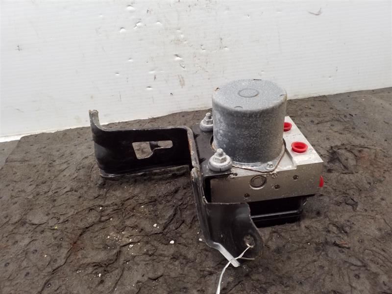 ABS PUMP WITH MODULE Fits 13-16 VENZA 689969