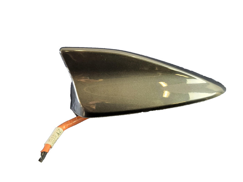 Used Oem Mazda Exterior Roof Shark Antenna for 2016-2022 CX-9