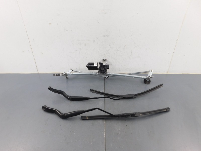 2021 19 20 22 Ram 2500 Cummins Diesel 4x4 Windshield Wiper Motor / Arms #8279 L4