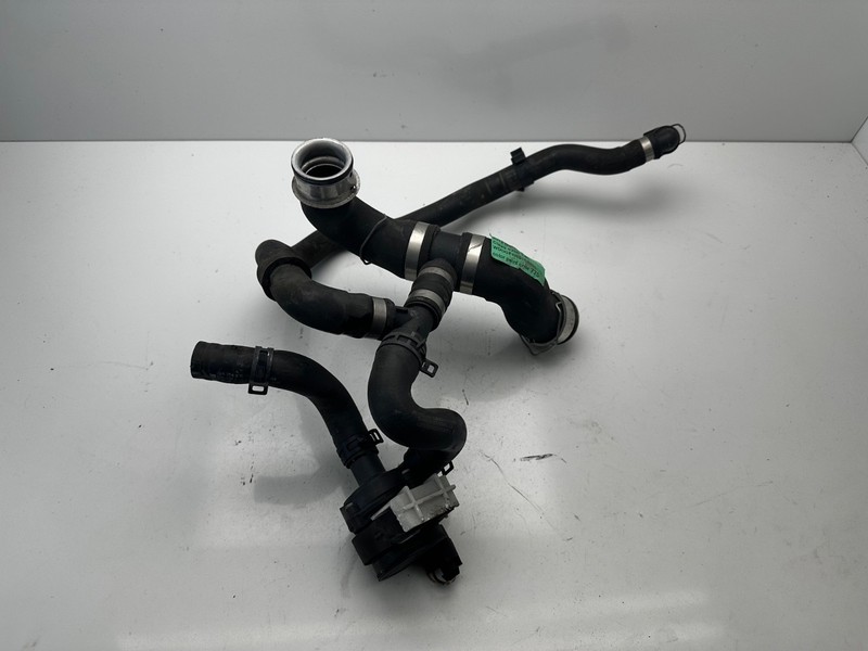 W204 Mercedes 12-15 C250 Auxiliary Water Pump Heater A2118350028 OEM