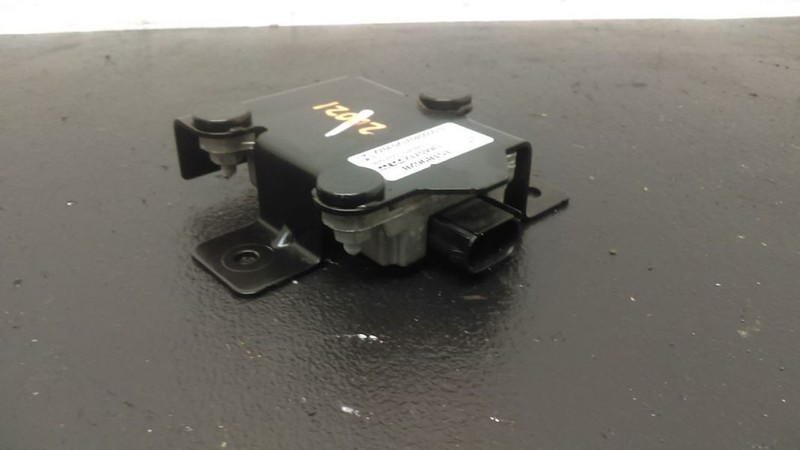 02-06 Cadillac Escalade Yaw Rate Sensor OEM 15189628