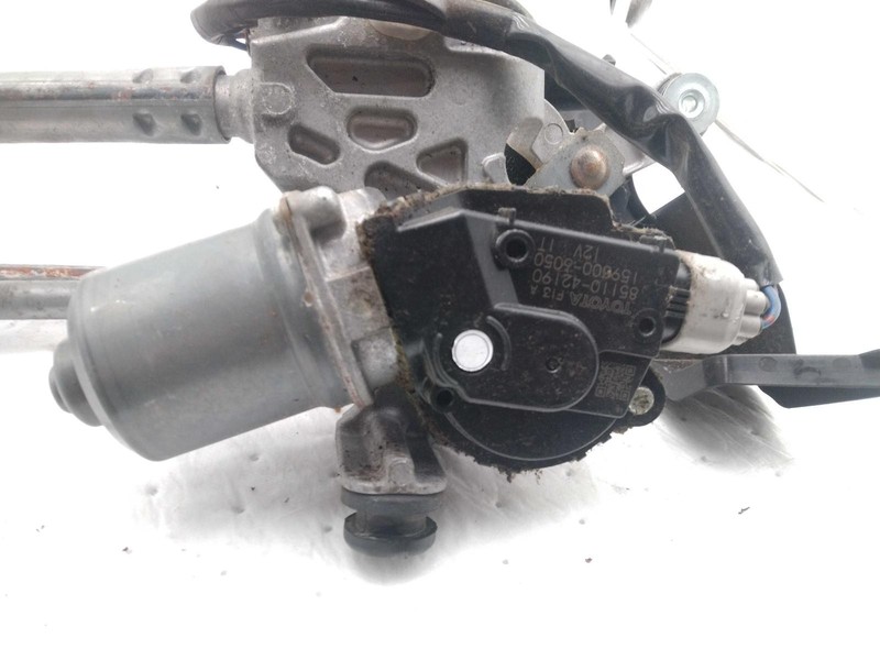 2016 Toyota RAV4 Windshield Wiper Motor OEM Used 150K Mileage Red