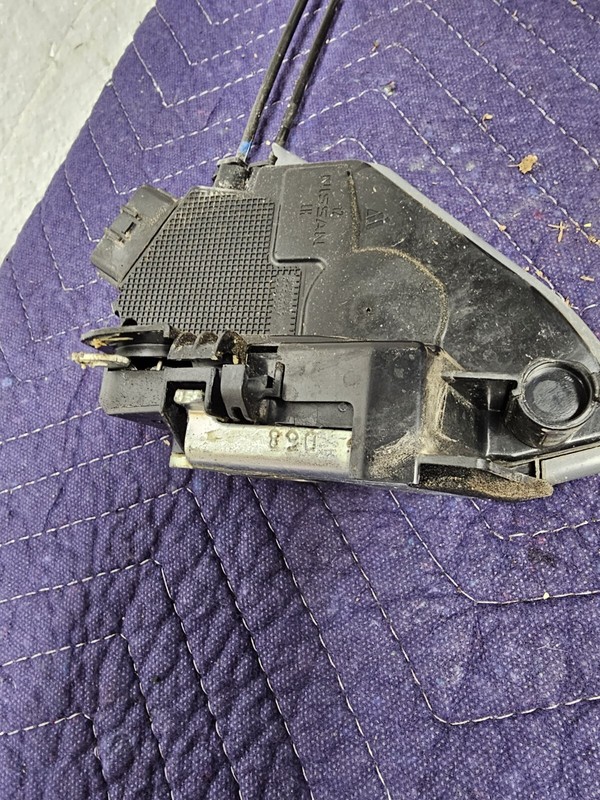 2013-2019 NISSAN SENTRA REAR LEFT SIDE DOOR LOCK LATCH ACTUATOR OEM