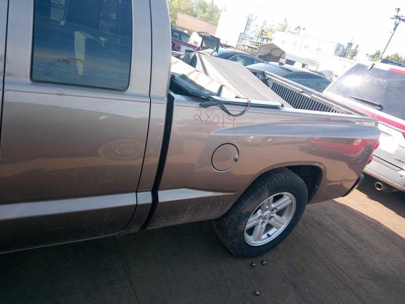 Used Rear Axle Assembly Rear fits: 2009 Dodge Dakota round cover 10 bolt 8.25``
