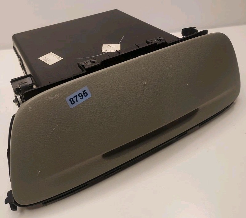 2005-2010 Honda Odyssey Gray Trim Dash Console Upper Pocket Assembly OEM