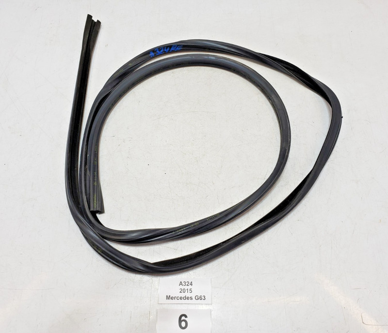 ✅ 13-18 OEM Mercedes W463 G63 AMG Rear Right Passenger Window Glass Rubber Seal