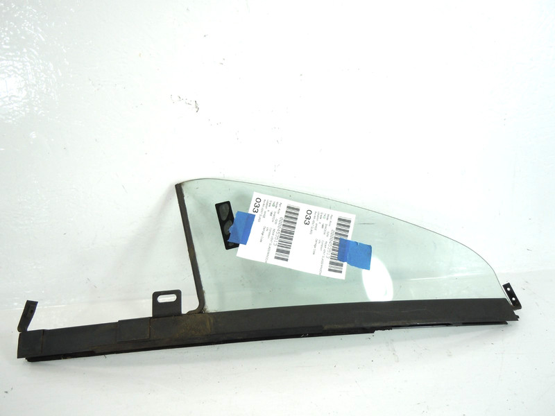 1988 88 Dodge Shadow Rear Door Window Vent Glass Passenger Right OEM