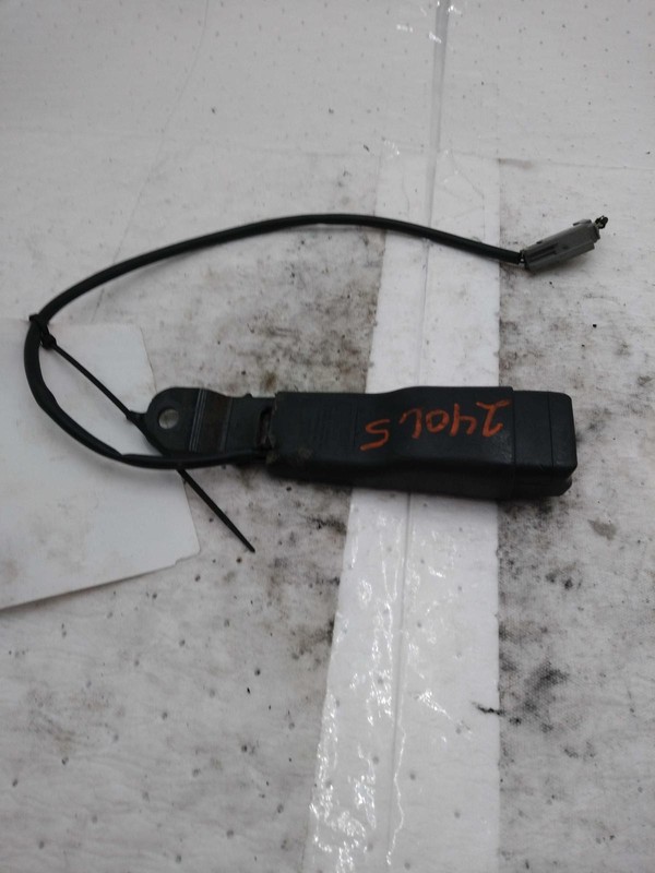 2009 Dodge Charger Silver OEM Seat Belt 1BX251DVAB 152k Miles - Used
