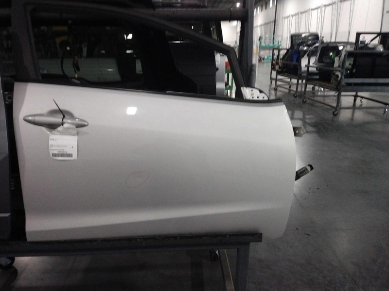 2018 KIA Forte Right Front Door Silver 635010 Used 60k Miles OEM Quality