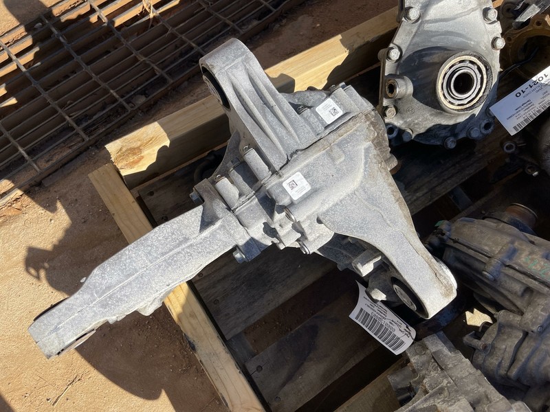 11-19 JEEP *GRAND* CHEROKEE FRONT CARRIER DIFFERENTIAL CASE 3.45 RATIO