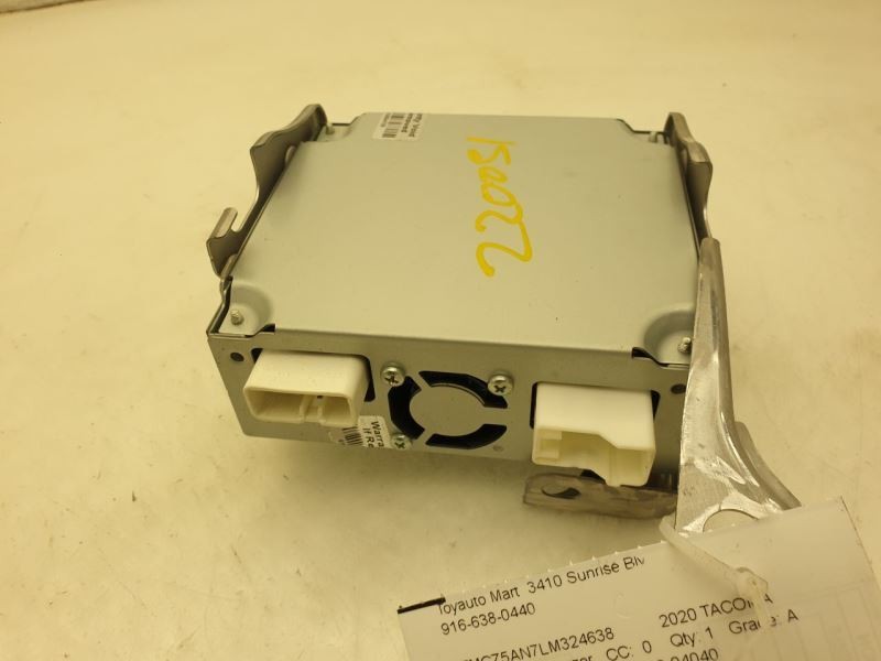 Conv/Invert/Charger Inverter Under Center Console Fits 16-19 TACOMA 86210-04040