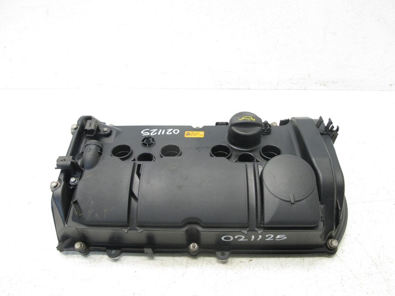 10-16 MINI COOPER S R57 R55 - R61 1.6 TURBO ENGINE VALVE COVER POLYTEC GROUP 021