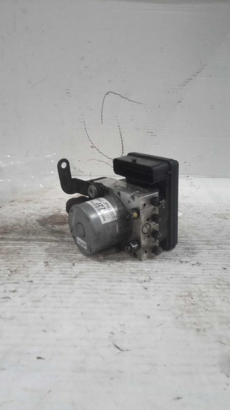 2018-2021 KIA Stinger ABS Hydraulic Assembly OEM 58920J5070 Black Used