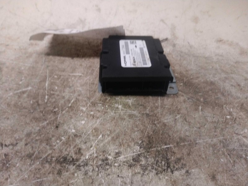 Used Air Bag Module fits: 2021 Ram Dodge 1500 pickup Air Bag new style 6 lug whe