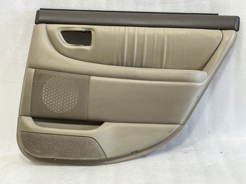 2000 2001 2002 2003 2004 TOYOTA AVALON RIGHT REAR DOOR TRIM PANEL IVORY LA01