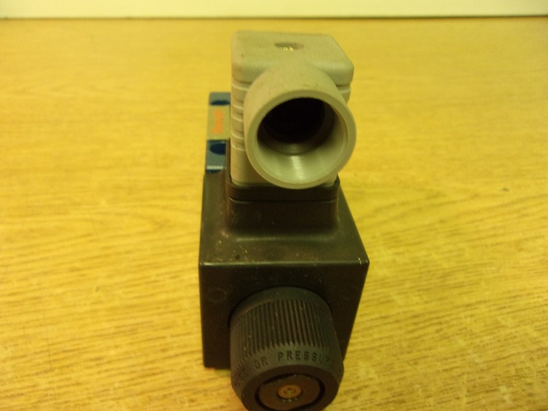 Rexroth MNR: R900551704 4WE6D60/EW110N9Z