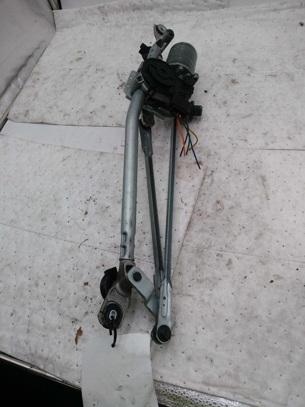Used Windshield Wiper Motor fits: 2023 Hyundai ElantraGrade A