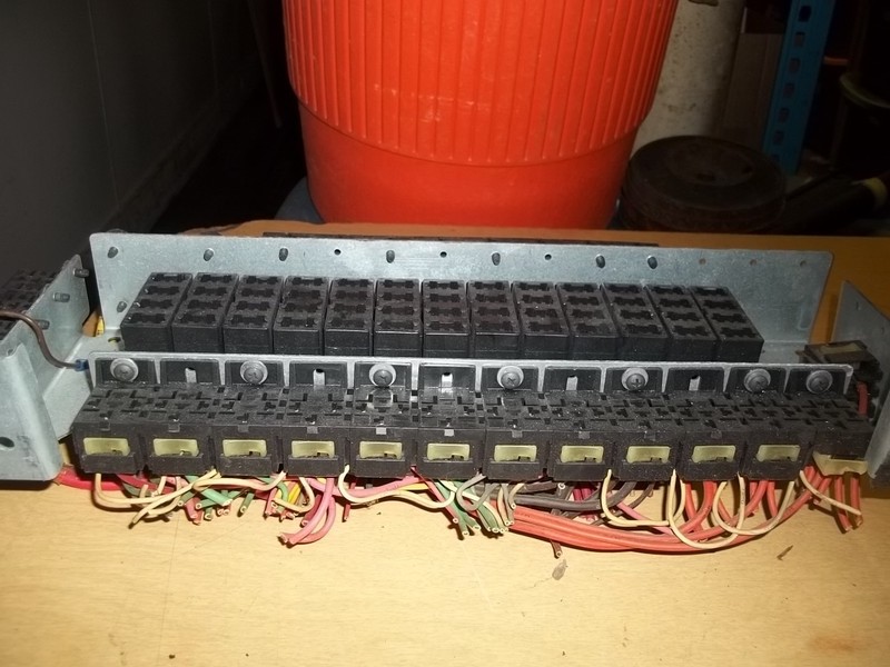 2002-05 International Fuse Relay Block Assembly Job InternationalLineset A-3941P