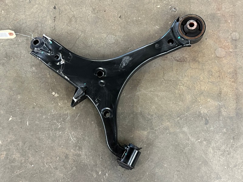 ⭐2003-2011 HONDA ELEMENT EX AWD FRONT RIGHT SIDE LOWER CONTROL ARM OEM LOT2550