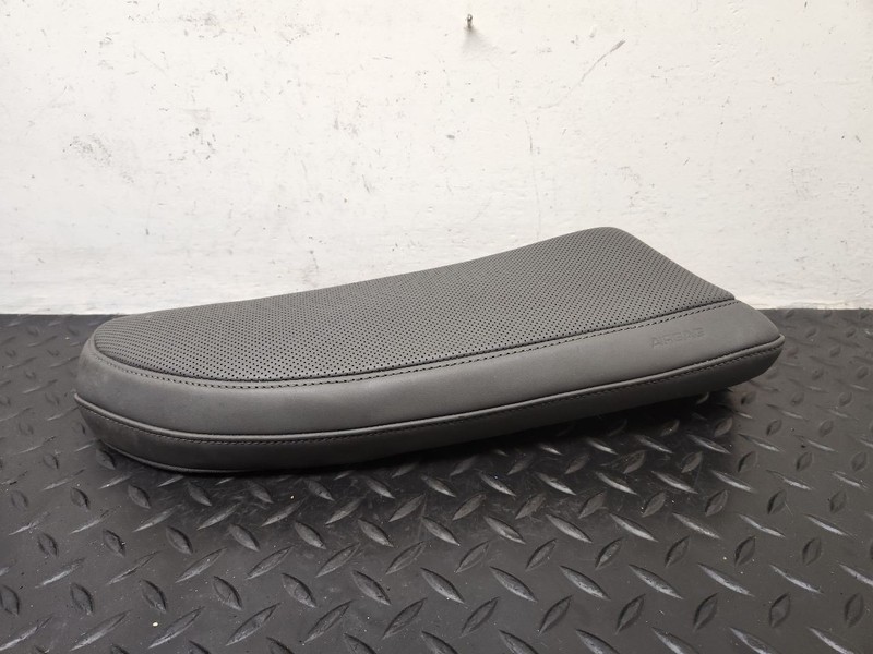 20-24 Porsche Taycan Rear Left Driver Seat AirBa Assembly OEM 9J1880441E