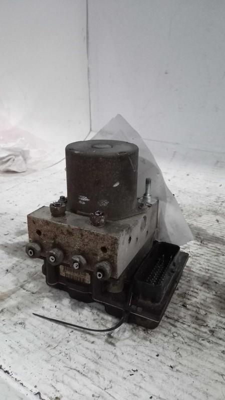 2013 Chevrolet Camaro ABS Pump & Motor Assembly OEM 92242285 110K Miles