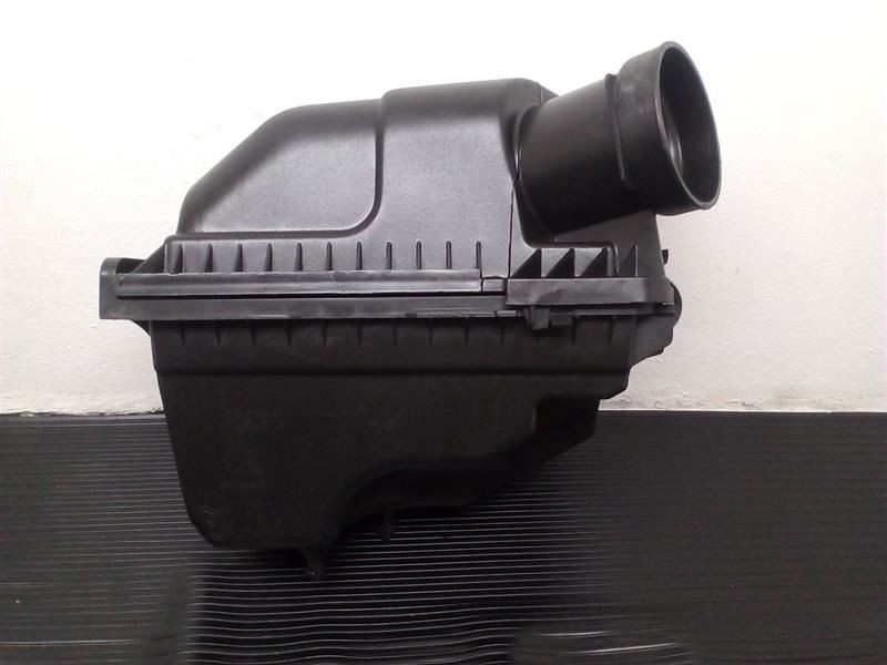11-14 Ford EDGE 3.5L & 3.7L Air Cleaner Box OEM BT4Z-9A600-A