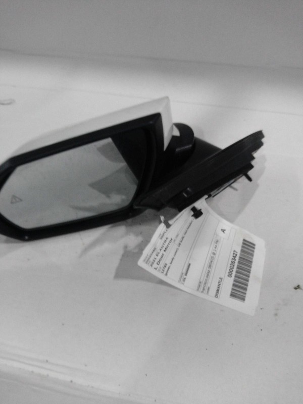 2021 Hyundai Elantra Left Door Mirror White OEM 736776 73K Miles