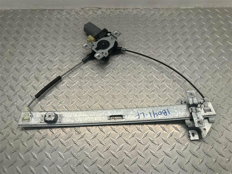 02-07 SATURN VUE DRIVER FRONT WINDOW REGULATOR OEM 125-02050L