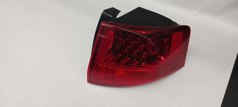 10-'13 ACURA MDX Right passenger outer Taillight OEM Grade A!