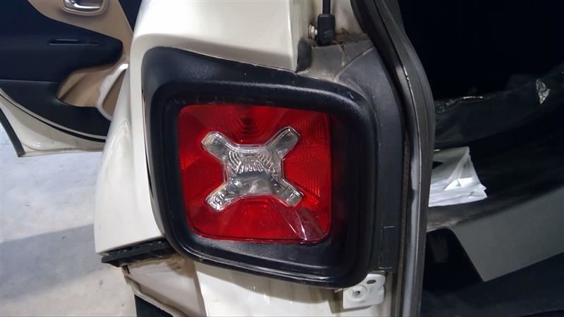 Driver Tail Light Incandescent Black Bezel Fits 15-20 RENEGADE 3300944