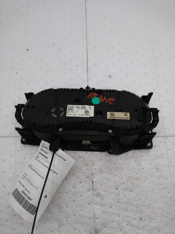 Used Speedometer Gauge fits: 2016 Volkswagen Golf Cluster cluster Htbk Base MPH