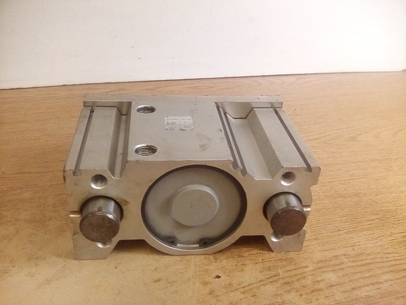 SMC MGQM80TN-30-M9BL Compact Cylinder