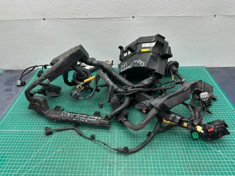 22-23 KIA STINGER - 2.5L UNDER HOOD ENGINE BAY WIRE WIRING HARNESS OEM