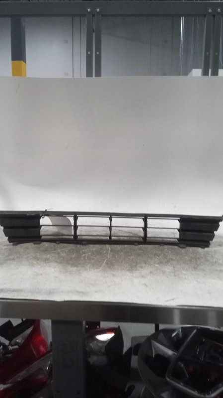 2016 BMW 528i OEM Grey Grille 51117331724 Used 4DR SED GRY 92K Miles