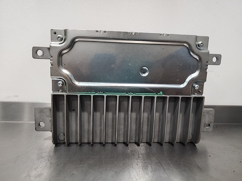 2017 2018 Chrysler Pacifica VP3 Radio Block Uconnect 68232028AM OEM