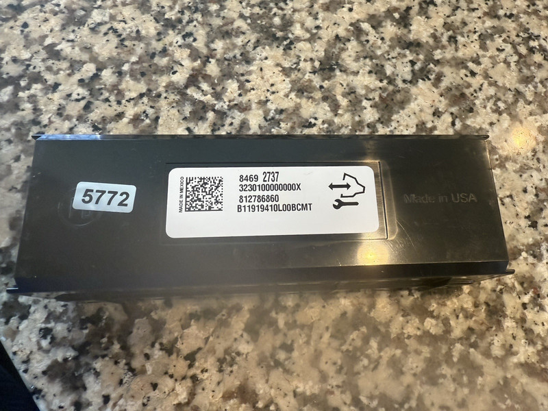 2020-2021 CHEVROLET EQUINOX CLIMATE CONTROL MODULE COMPUTER 84692737 HVAC