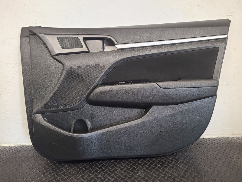 19-20 Hyundai Elantra Front Right Passenger Door Trim Panel Black OEM 82306F3540