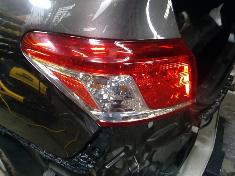 Driver Tail Light Quarter Panel Mounted Fits 10-12 LEXUS ES350 1760224