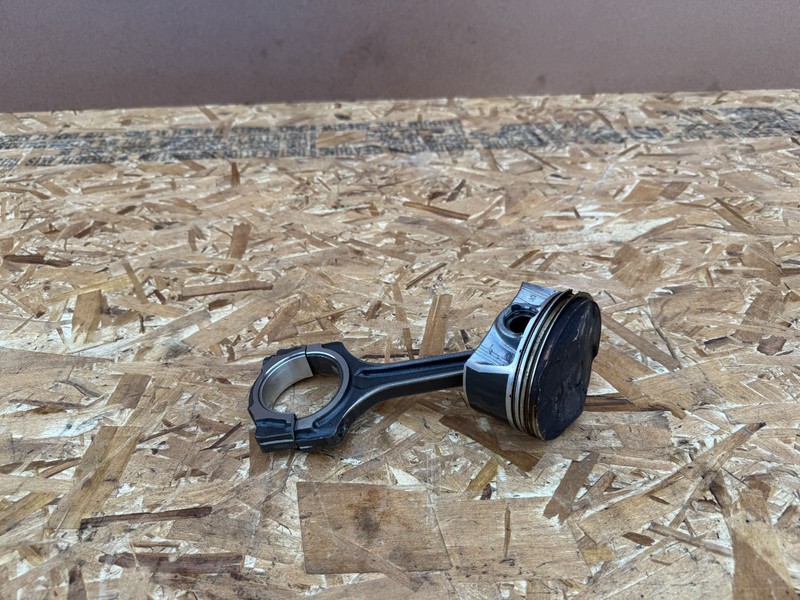 FORD MUSTANG GT 2018-2023 OEM ENGINE MOTOR PISTON WITH CONNECTING ROD 5.0L ASSY