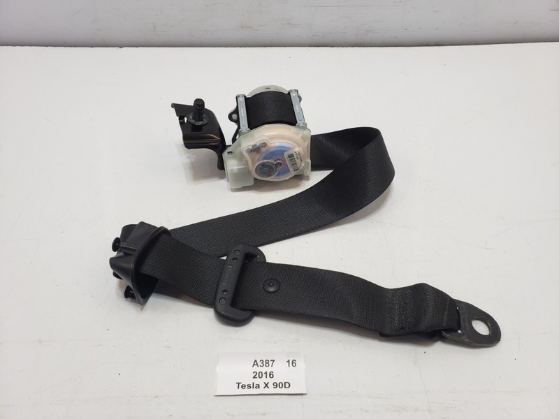 ✅ 16-20 OEM Tesla Model X Rear Middle 2nd Row Seat Belt Retractor Black