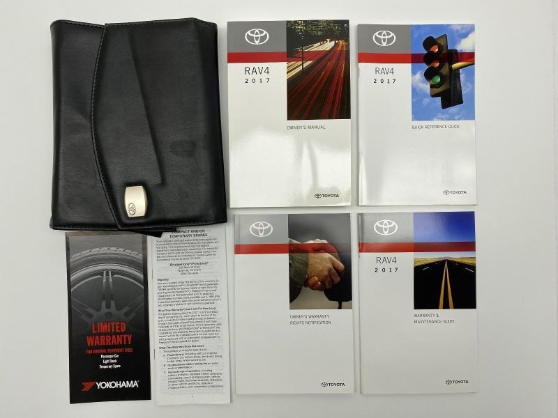 Owners Manual 2017 Toyota RAV4 81878