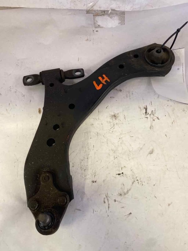 Lower Control Arm Front TOYOTA CAMRY Left 18 19 20 21 22 23 24