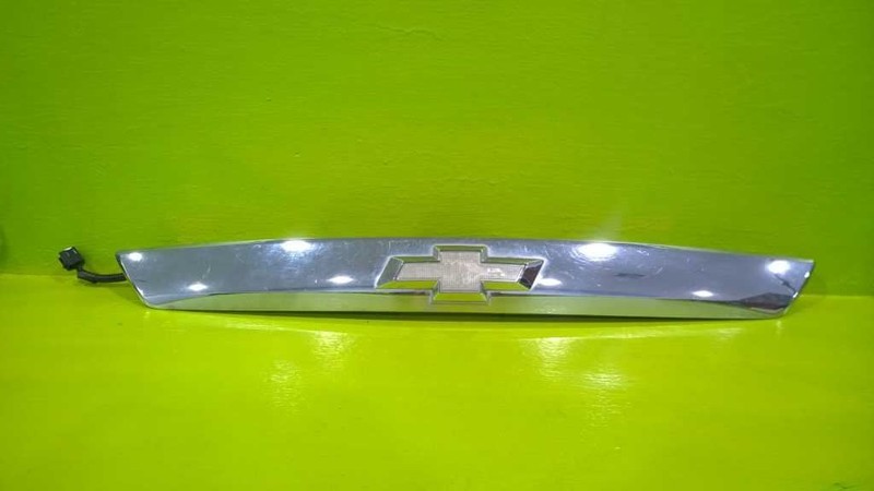 10 11 12 13 14 15 CHEVY EQUINOX TAIL FINISH PANEL LICENSE LAMP OEM 2866-32
