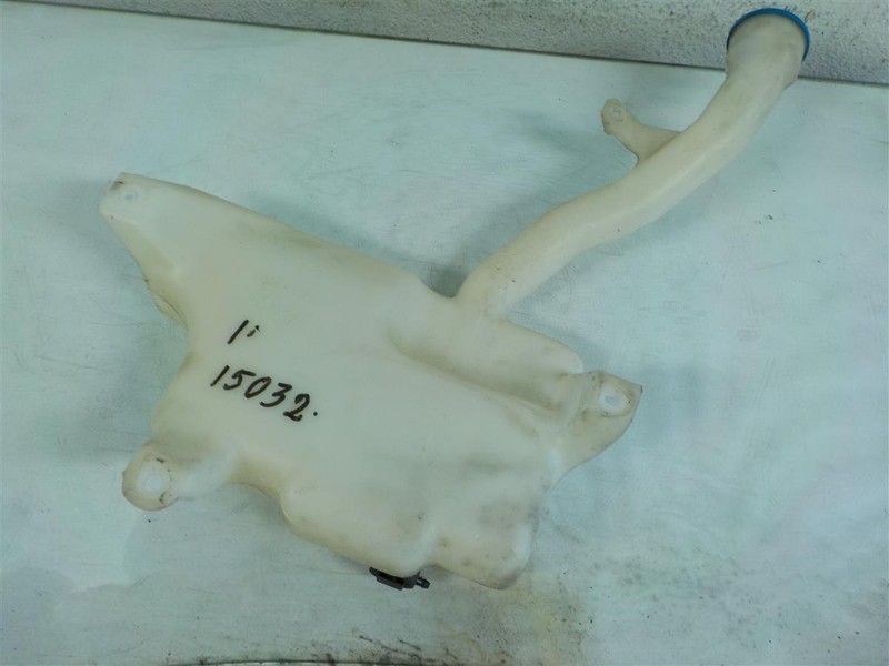 03 04 05 06 07 Honda Accord Windshield Washer Bottle