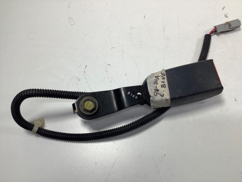 98-00 Honda Accord 4D Seat Belt Buckle Front Left Driver BLUE 04816-S84-305 OEM