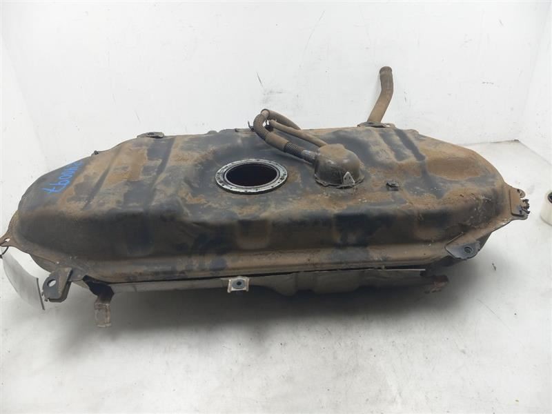 04-05 TOYOTA ECHO 1.5L FWD AT GAS FUEL TANK