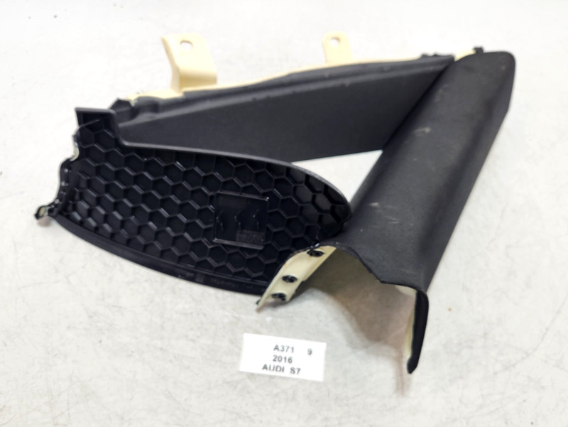 ✅ 12-18 OEM Audi S7 RS7 A7 Rear Left Driver Side C Pillar Quarter Window Trim*